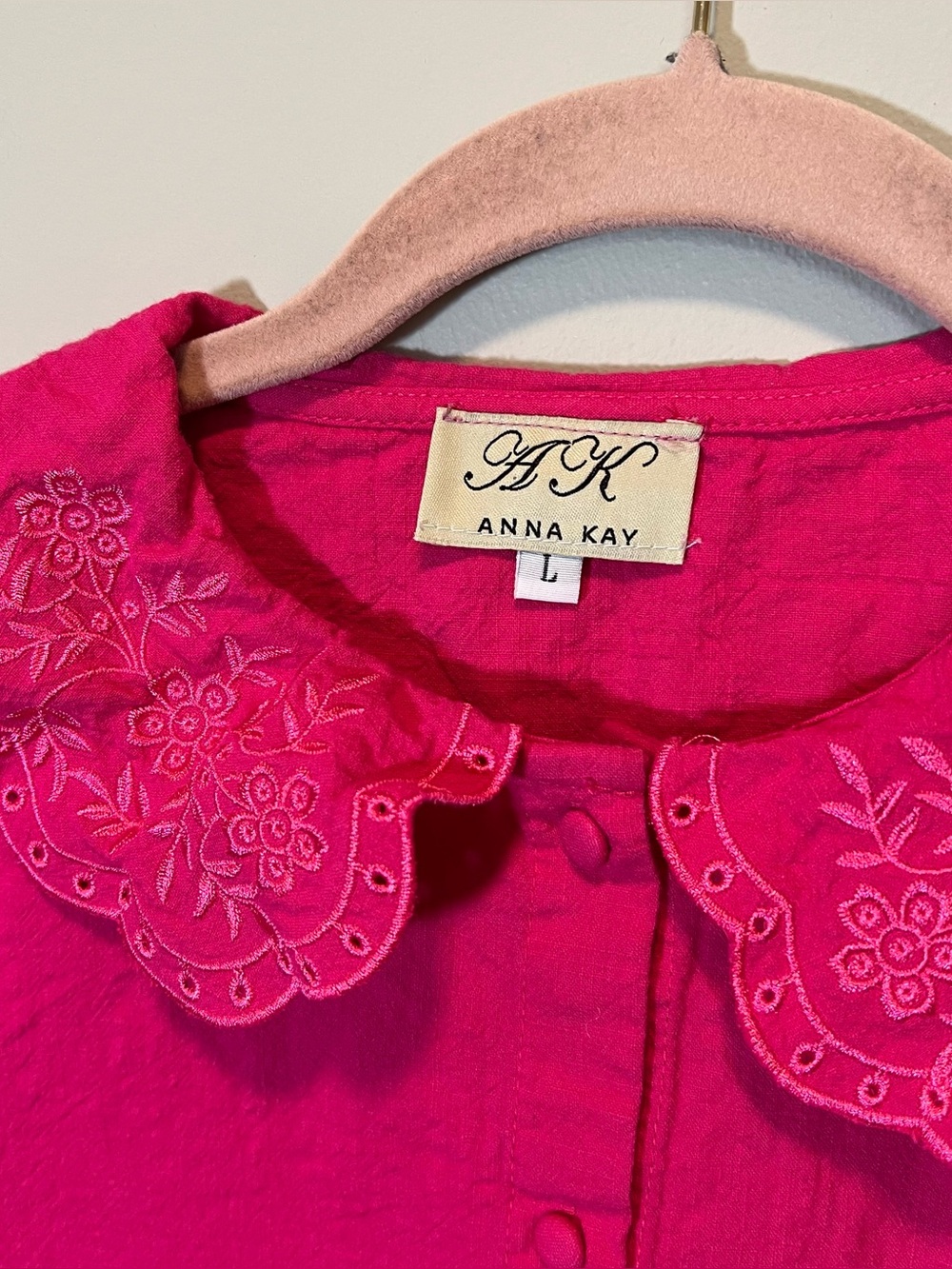 Anna Kay Women’s Pink Collared Embroidered Button Up Long Sleeve Top Large - Picture 3 of 10